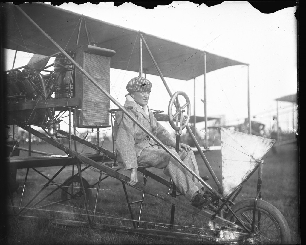 Lincoln Beachey seated at the controls of a Curtiss aircraft at the Harvard-Boston Aero Meet, Sept. 1911. From Harvard Boston Aero Meet Collection, photo #MS338_01_09. More on CORE Scholar. 